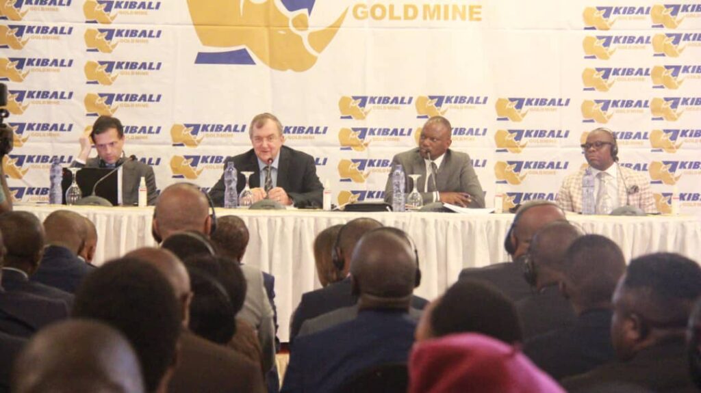 WhatsApp-Image-2025-07-03-a-18.52.36_546bf6e4-1024x575 Energies vertes à Kibali et 0,3% du chiffre d’affaire aux communautés : le DG Cyrille MUTOMBO rassure la presse