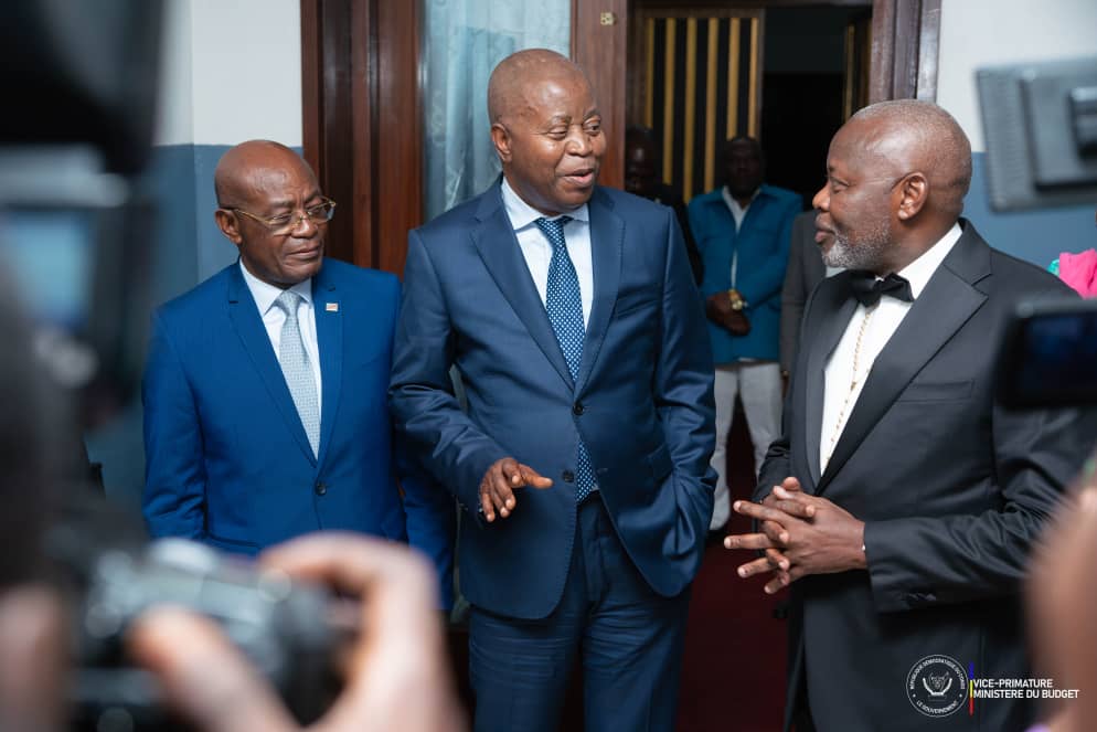 KAMERHE-MUZITO-1 RDC : A quelques semaines de la rentrée parlementaire, Vital Kamerhe et Adolphe Muzito discutent des enjeux budgétaires et logistiques 