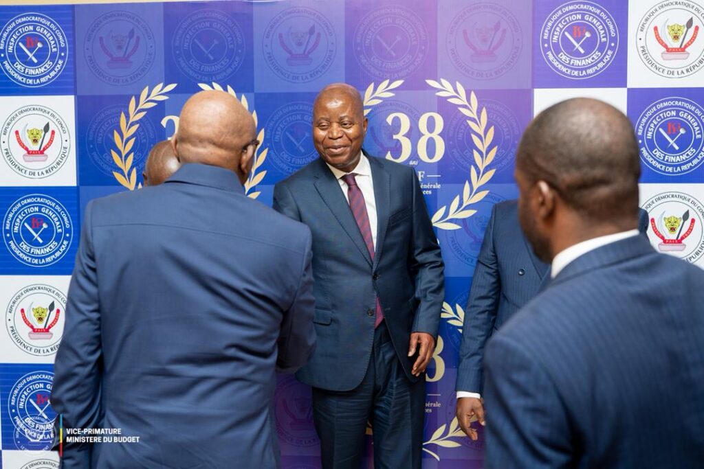 1001325272-1024x683 IGF-38 ans d'âge : Adolphe Muzito invite les agents et cadres à accompagner le Gouvernement pour rentabiliser le Trésor public