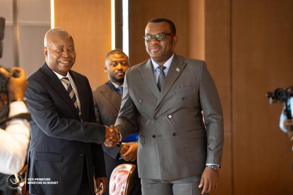 VPM-MUZITO-LIHAU-1-1024x683 Budget 2026 : Adolphe Muzito et Jean-Pierre Lihau passent au crible les priorités de la Fonction publique