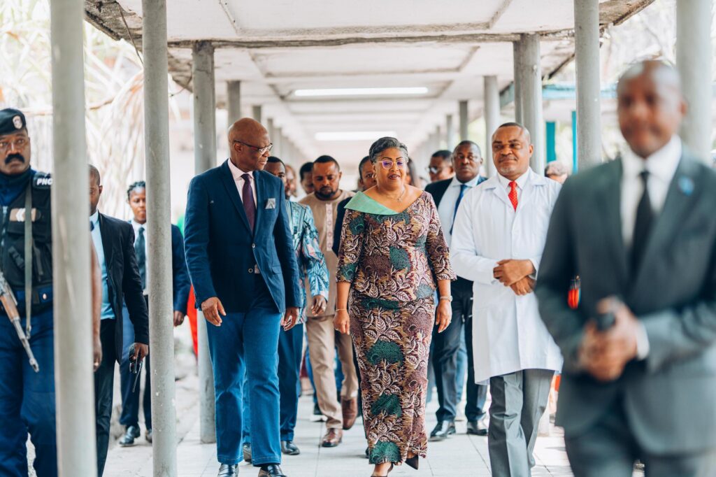 1001388850-1024x682 RDC-Santé : La PM Judith Suminwa réconforte les victimes de violences sexuelles à l'hôpital de Kintambo