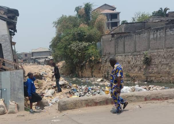 1001395383 Kinshasa : Fin de la saison sèche, les pluies diluviennes imprévisibles s'annoncent