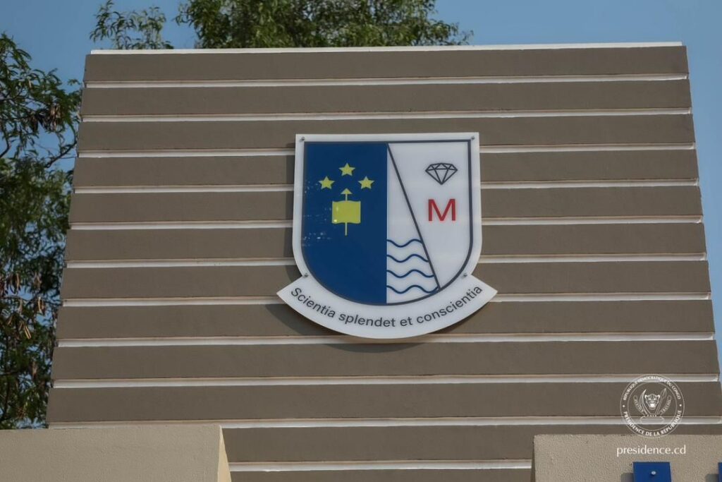 1001404533-1024x683 ‎RDC-ESU : le Président Félix Tshisekedi met en service l’Université Officielle de Mbuji-Mayi, symbol du renouveau