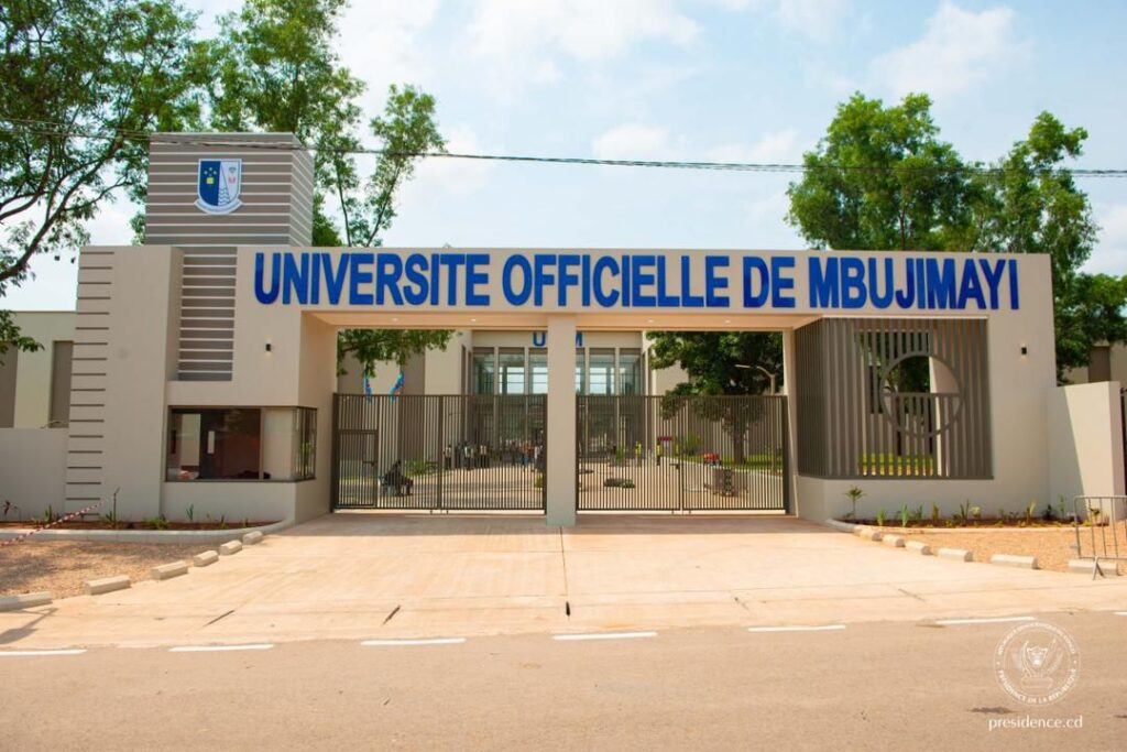 1001404536-1-1024x683 ‎RDC-ESU : le Président Félix Tshisekedi met en service l’Université Officielle de Mbuji-Mayi, symbol du renouveau
