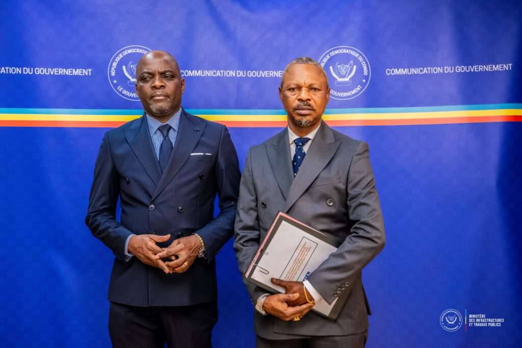 1001464751-1024x683 Le Patron des ITPR John Banza Lunda rassure : Un référentiel national pour normaliser les constructions en RDC en gestation