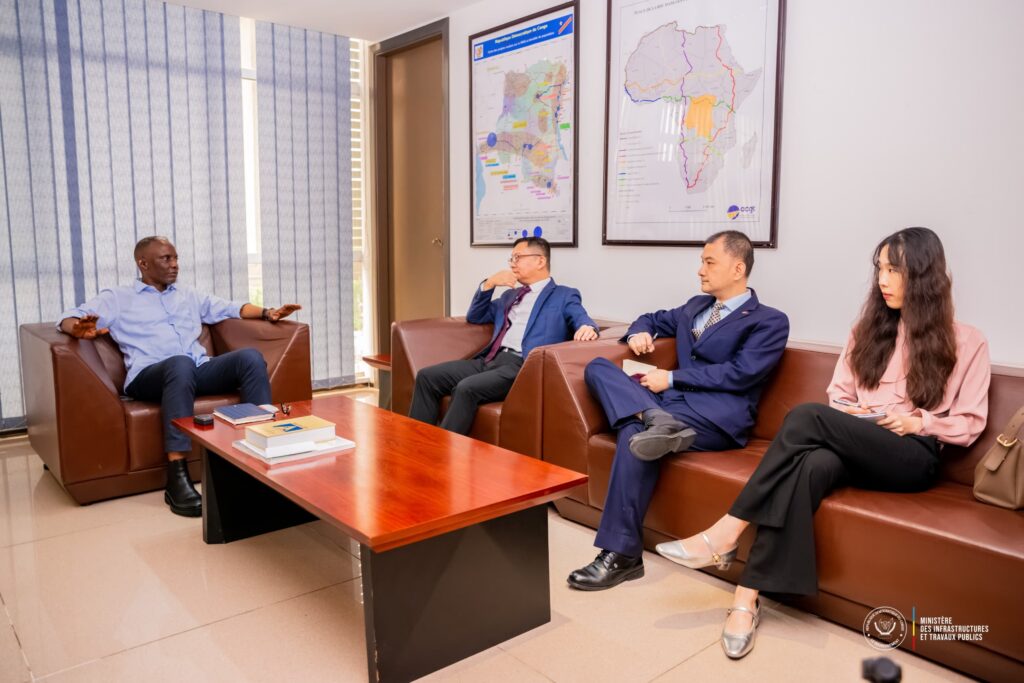 1001469608-1024x683 Dynamisation de la coopération infrastructurale Chine-RDC : John Banza Lunda plaide pour un accompagnement technique et financier