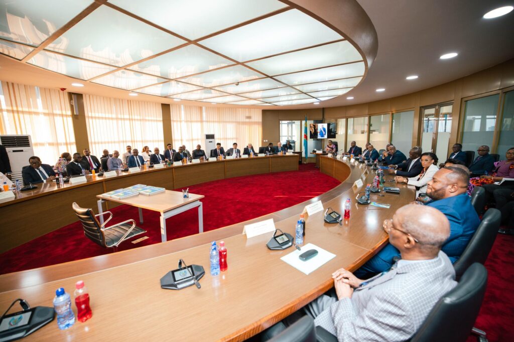 1001471450-1024x683 ‎Projet d'extension de la capitale-RDC : Gouvernement et consortium SCSZ scellent l'avenir économique de Kinshasa