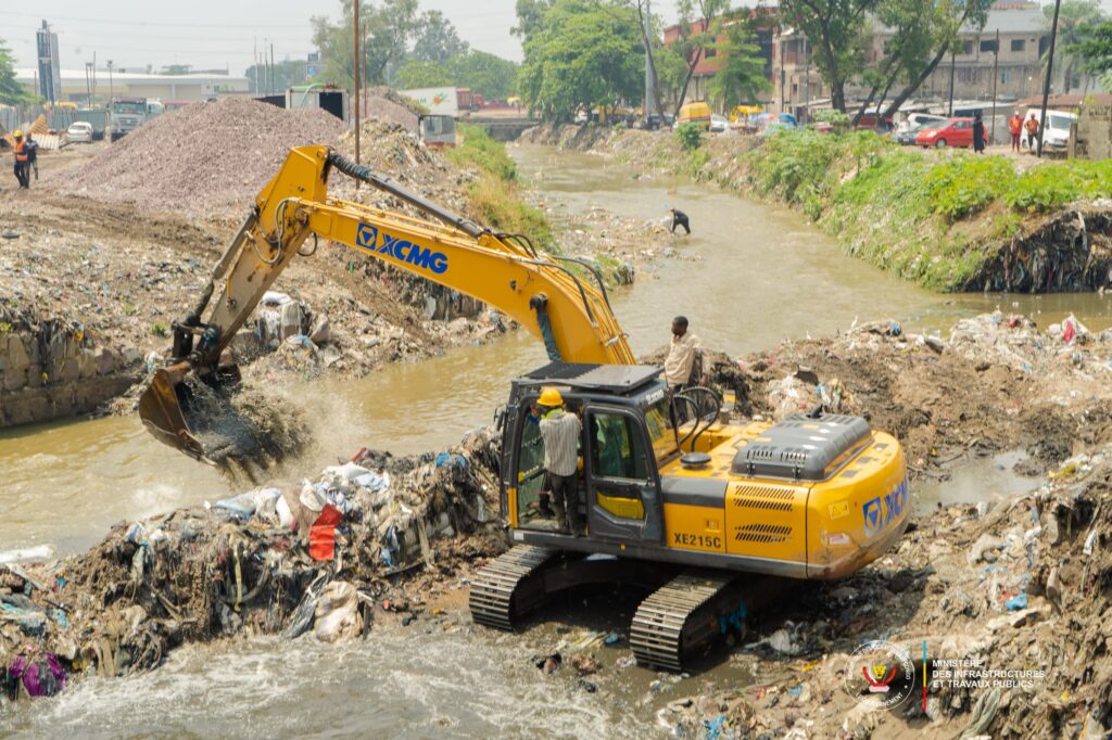 1001513369-1024x682 ‎Kinshasa-Inondations : John Banza Lunda ouvre un nouveau front contre les constructions anarchiques
