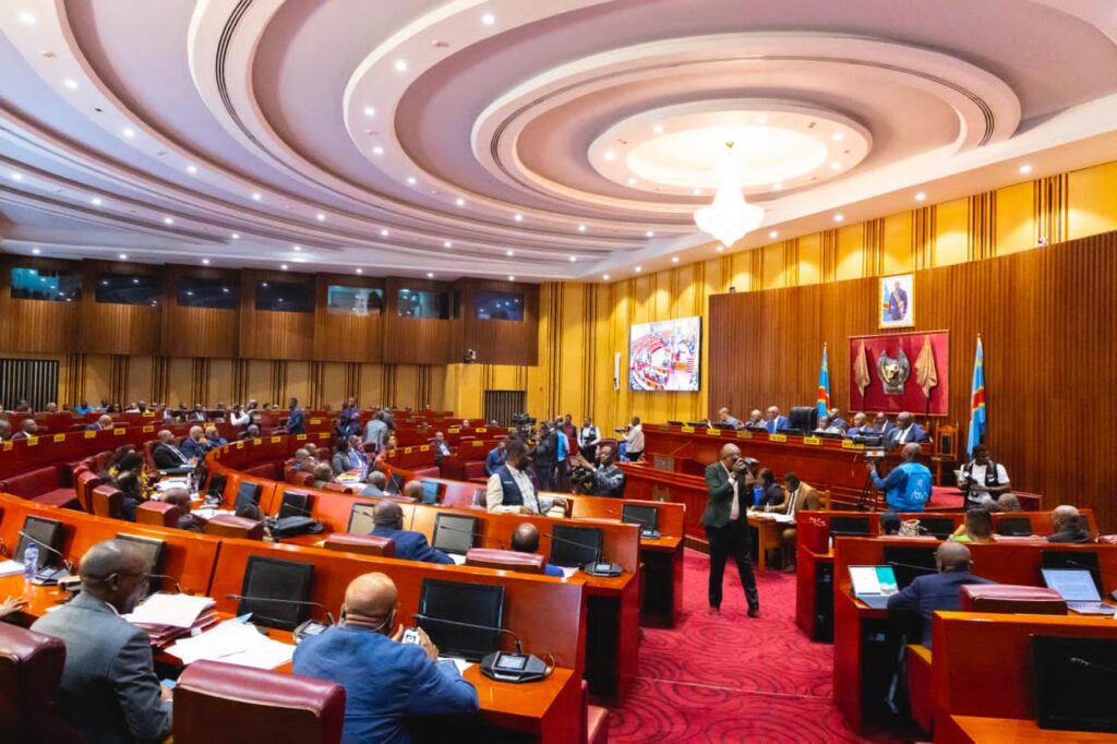 1001513602-1024x682 ‎Sénat-RDC‎‎‎Sénat-RDC : Participant à la clôture de la campagne "Octobre rose", Sama Lukonde encourage l'accès équitable au dépistage et aux soins médicaux appropriés