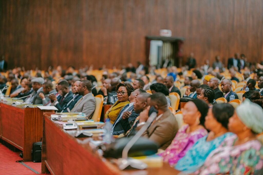 1001561671-1024x682 RDC-Chambre basse : La PM Judith Suminwa présente l'économie de la Loi de Finances 2026 avec brio