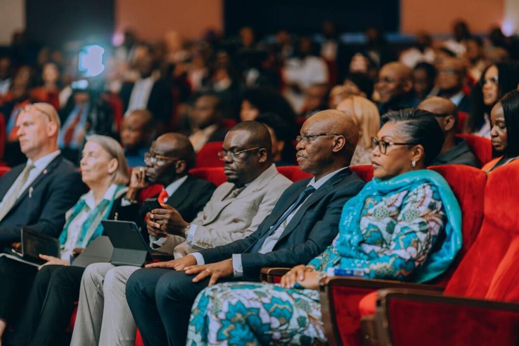 1001616501-1024x682 Fin officielle de l’épidémie d’Ebola au Kasaï : L'équipe Suminwa se réjouit de la victoire collective