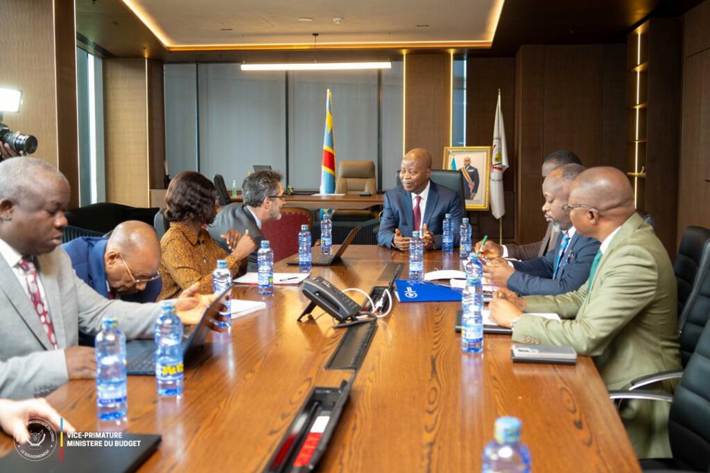 1001856334-1024x683 RDC-Finances publiques : le FMI exprime son satisfecit à Adolphe Muzito Fumutshi pour les réformes implémenter par le Gouvernement