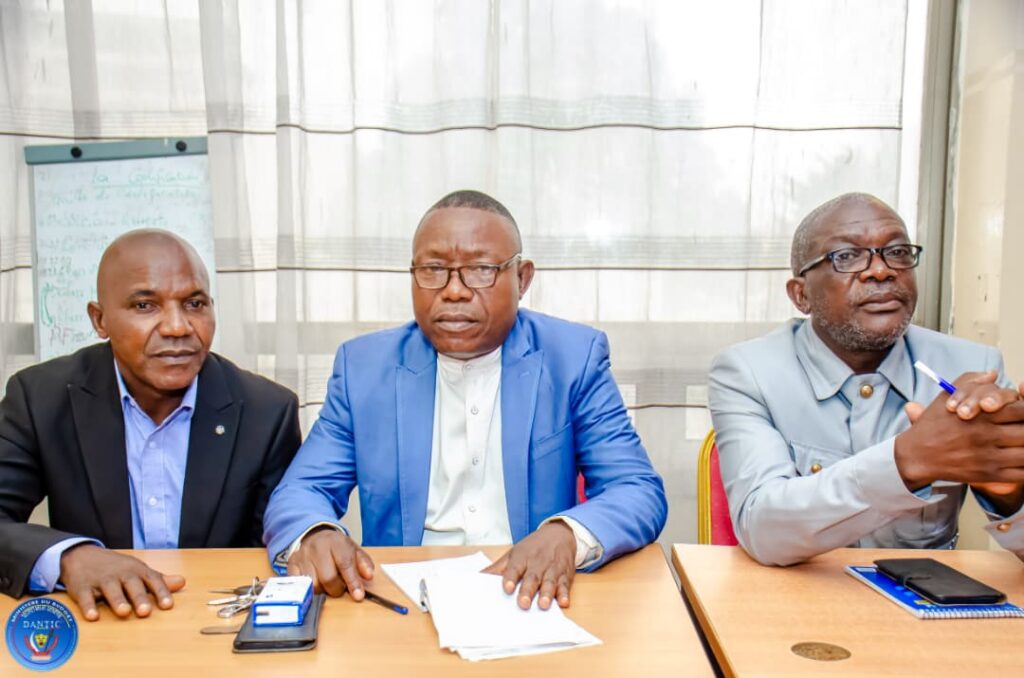 1001961094-1-1024x678 ‎RDC- BUDGET: Au nom du VPM Adolphe MUZITO FUMUTSHI, la Secrétaire Générale Jeanne Odette GOLOMINGI lance les travaux de revue des politiques sectorielles