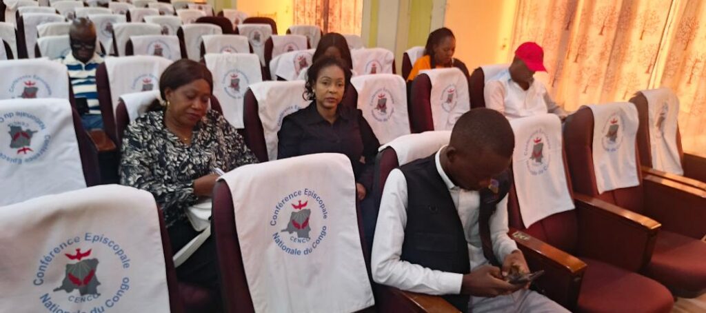 PHC-SYNDICAT4-1024x454 RDC : L’Intersyndicale de PHC S.A met en garde contre toute tentative de disparition de sa firme centenaire 