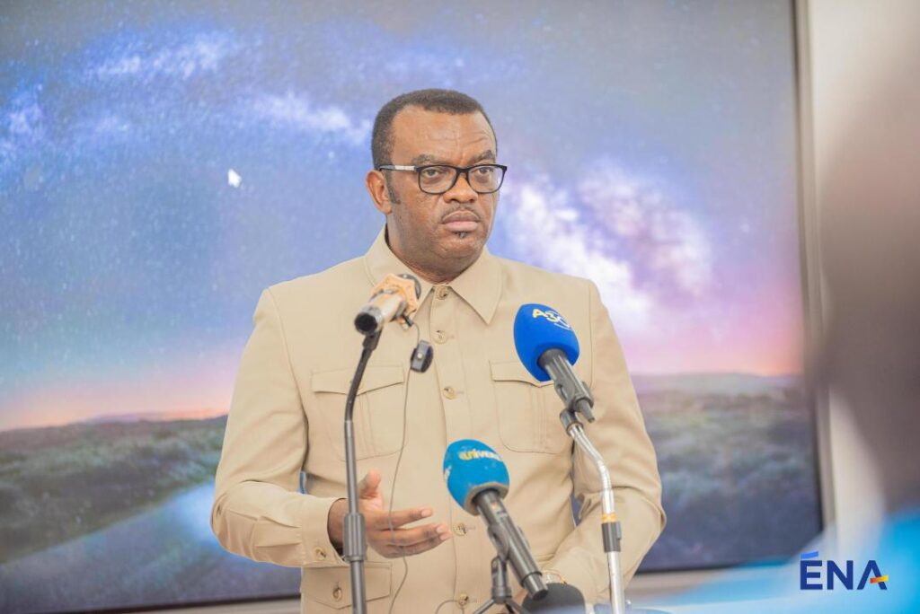ENA-LIHAU-1024x684 Innovation ENA-RDC: Les Prix du Service Public‎ prône l'amélioration de la qualité du Service public, dixit Jean-Pierre LIHAU EBUA