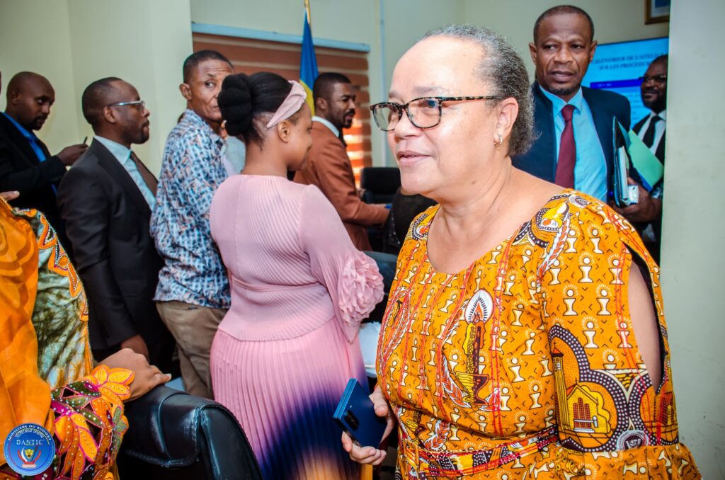 1002441620-1024x678 ‎Ministère du Budget-RDC : Clôture de l’atelier de formation en faveur des Intendants venus de ses services