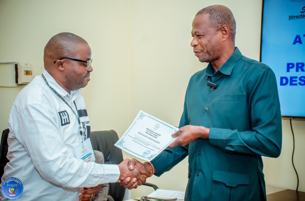 1002462438-1024x678 ‎Ministère du Budget-RDC : Clôture de l’atelier de formation en faveur des Intendants venus de ses services