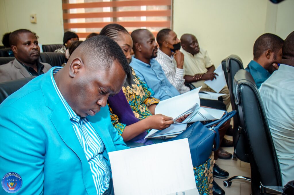 1002462498-1024x678 ‎Ministère du Budget-RDC : Clôture de l’atelier de formation en faveur des Intendants venus de ses services
