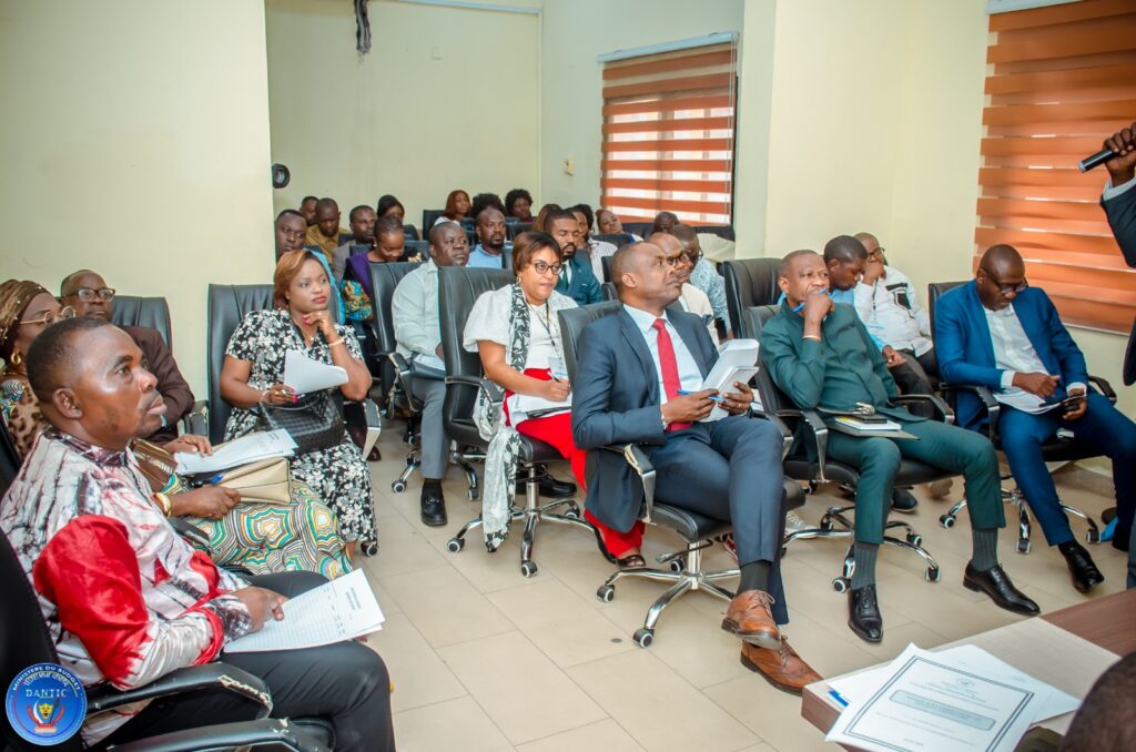 1002462500-1024x678 ‎Ministère du Budget-RDC : Clôture de l’atelier de formation en faveur des Intendants venus de ses services