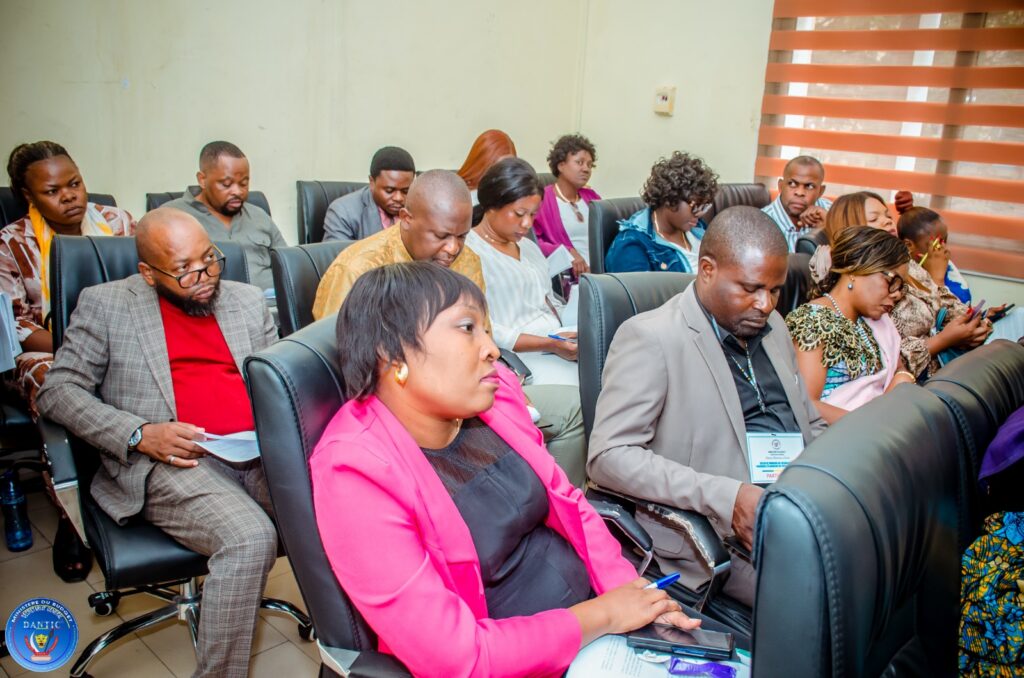 1002462501-1024x678 ‎Ministère du Budget-RDC : Clôture de l’atelier de formation en faveur des Intendants venus de ses services