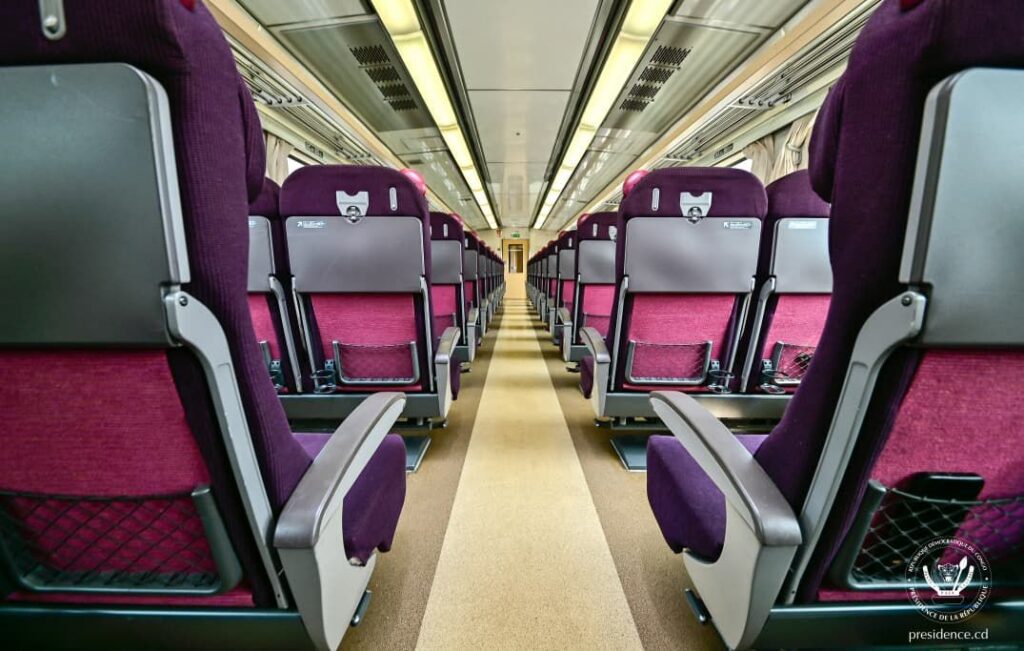 1002511672-1024x651 ‎Kinshasa : Le train urbain Gare Centrale - Aéroport de Ndjili de nouveau opérationnel après presque 15 ans de suspension