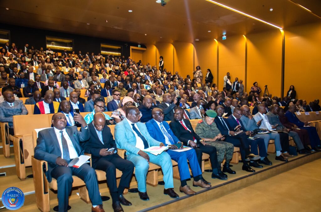 1002564542-1024x678 ‎RDC : le VPM du Budget Adolphe MUZITO donne le coup d'envoi des travaux des Conférences de Performance