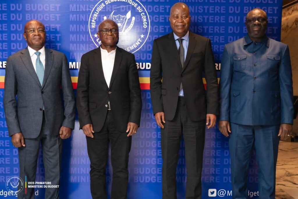 1002829739-1024x683 (Retro) Budget 2027 : le VPM Adolphe Muzito Fumutshi tire les rideaux des arbitrages budgétaires avec la satisfaction des parties prenantes