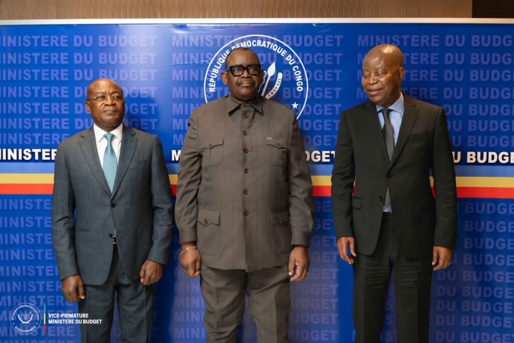 1002829741-1-1024x683 (Retro) Budget 2027 : le VPM Adolphe Muzito Fumutshi tire les rideaux des arbitrages budgétaires avec la satisfaction des parties prenantes