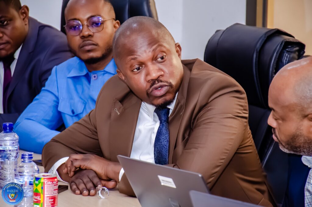 1002864550-1024x678 ‎RDC : Echanges fructueux entre l’Administration du Budget et les Experts de la Banque Mondiale