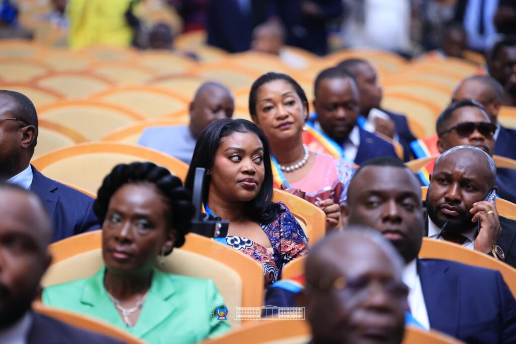 1002875854-1024x682 RDC-Rentrée parlementaire : "bilan positif de la dernière session, et dialogue national", au coeur de l'adresse d’Aimé Boji Sangara à la Chambre basse