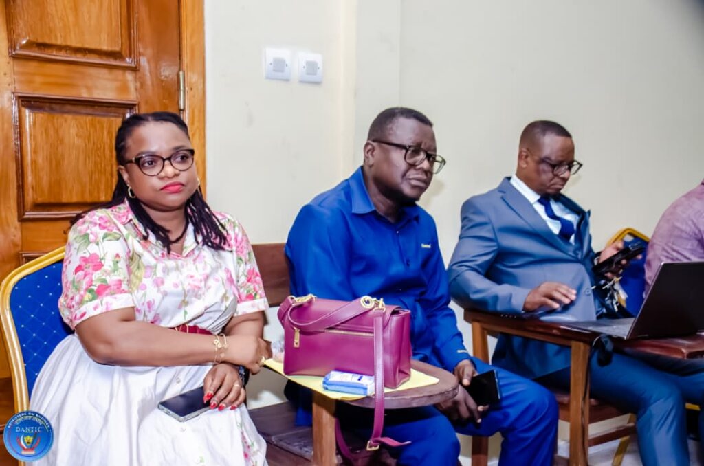 1002981128-1024x678 RDC-octobre Rose : le Ministère du Budget de plein pied dans la lutte contre le cancer de sein au sein de son administration